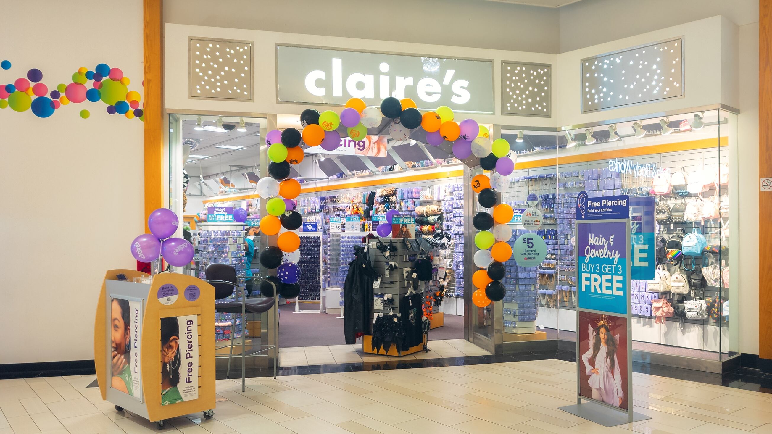 Landscape Closeup View of Claire's Accessories Storefront. Claire's is a US Retailer of Accessories, Jewelry, and Toys Primarily Aimed toward Teens.