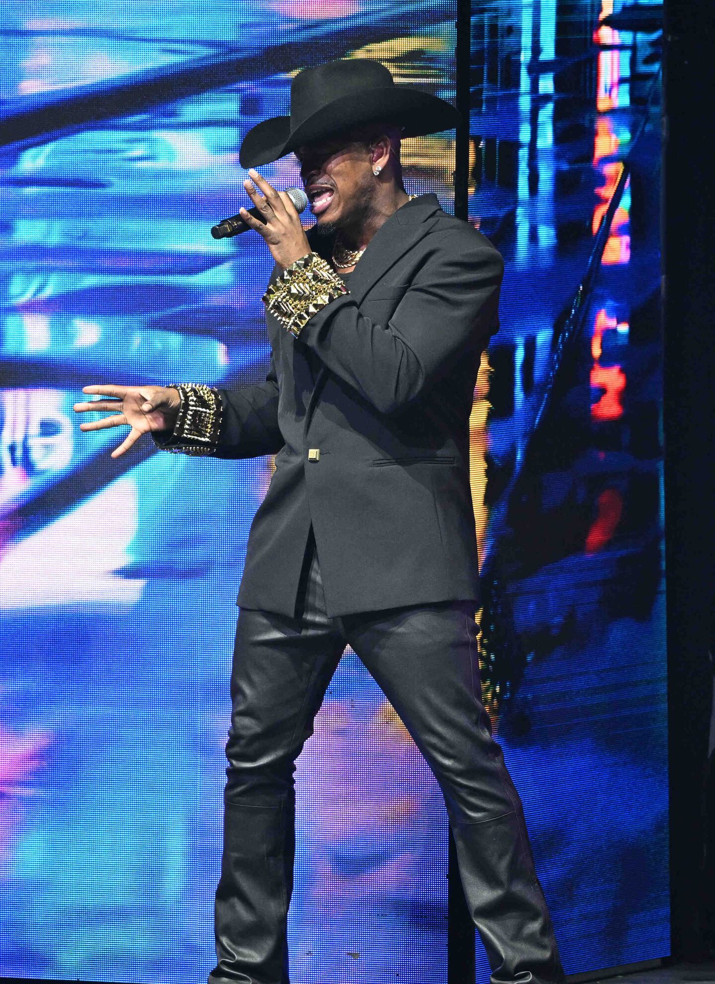 Mary J. Blige Hard Rock Ne-Yo Mario